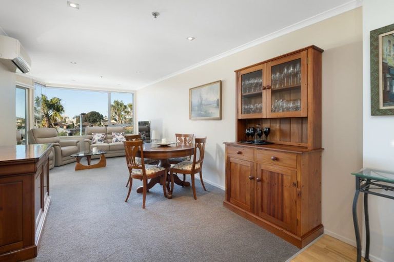 Photo of property in Algarve Apartments, 305/332 Maunganui Road, Mount Maunganui, 3116