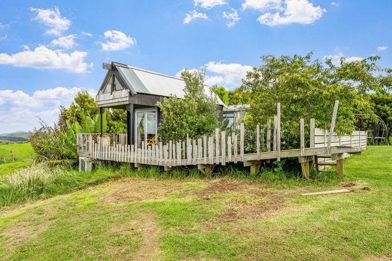 Photo of property in 328 Mainland Road, Kaipara Flats, Warkworth, 0984