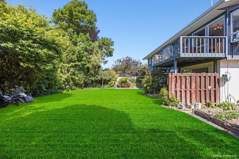 Photo of property in 32 Claridges Road, Casebrook, Christchurch, 8051