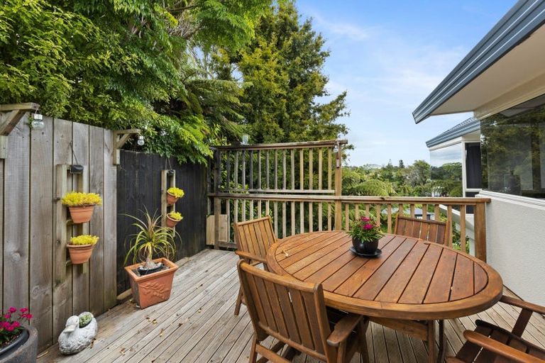 Photo of property in 163a Heta Road, Highlands Park, New Plymouth, 4312