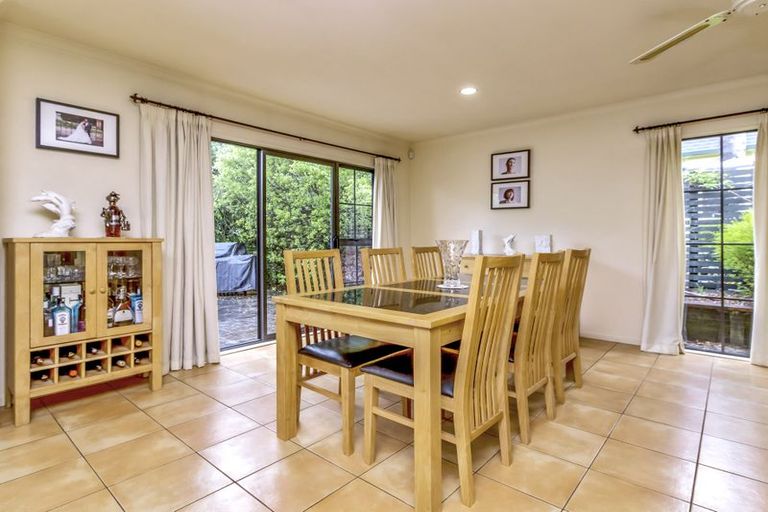 Photo of property in 5 Ruze Vida Drive, Massey, Auckland, 0614