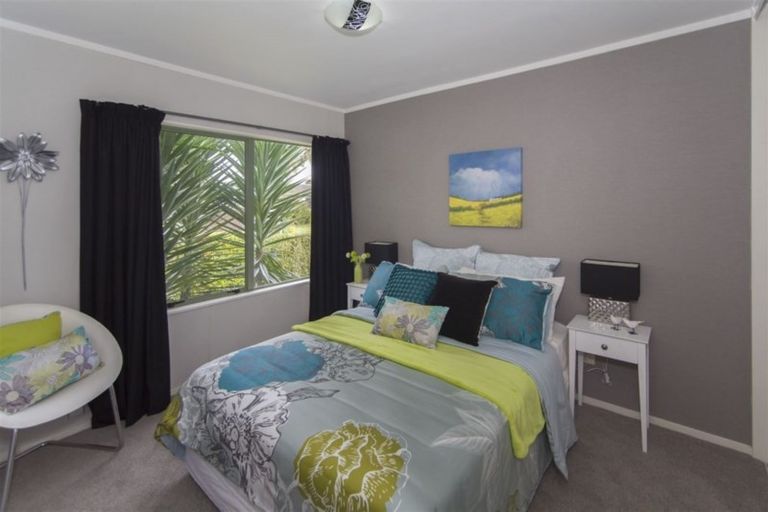 Photo of property in 105 Sykes Road, Weymouth, Auckland, 2103