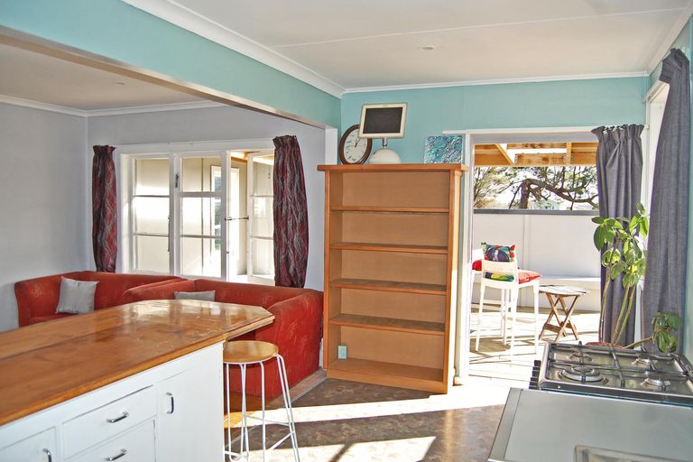 Photo of property in 126 Oneriri Road, Kaiwaka, 0573