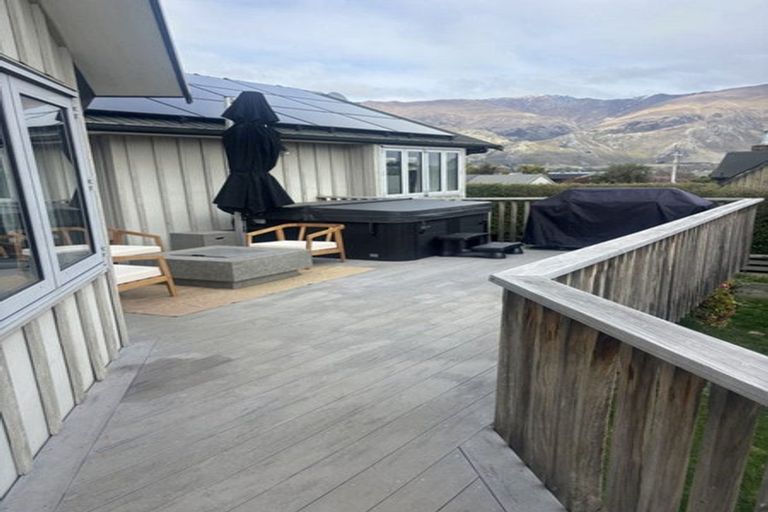 Photo of property in 15 Rowan Court, Wanaka, 9305