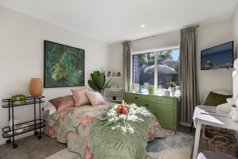 Photo of property in 35 Waione Avenue, Athenree, Waihi Beach, 3177