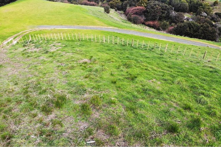 Photo of property in 50 Mick Dillon Road, Tahekeroa, Kaukapakapa, 0873