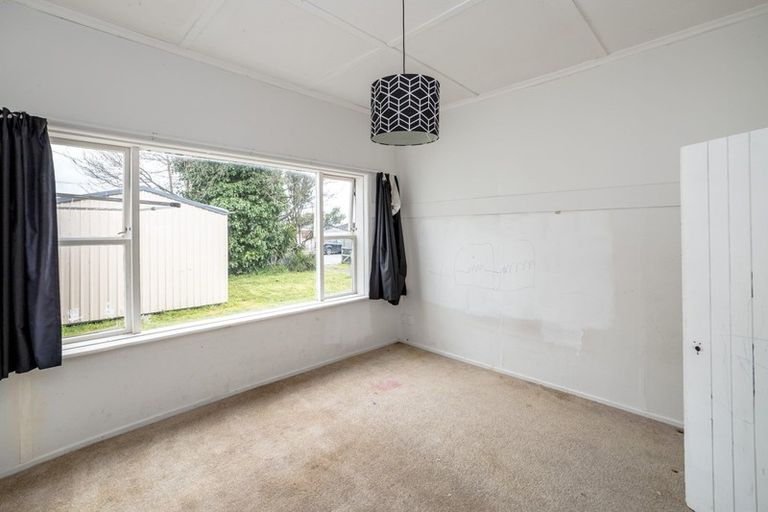 Photo of property in 36 Jellicoe Street, Martinborough, 5711