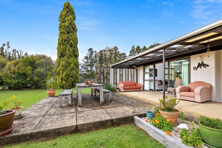 Photo of property in 28 Karaka Road, Whenuapai, Auckland, 0618