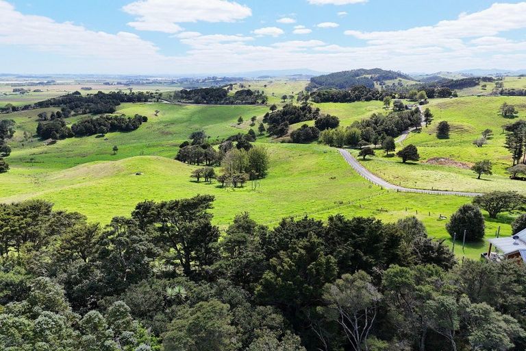 Photo of property in 136 Whakahara Road, Arapohue, Dargaville, 0370