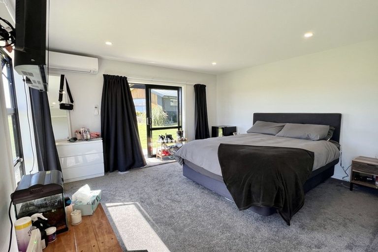 Photo of property in 9 Court Of Ascot, Seaward Bush, Invercargill, 9812