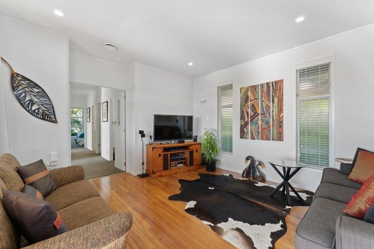 Photo of property in 21 Brooke Road, Red Hill, Papakura, 2110