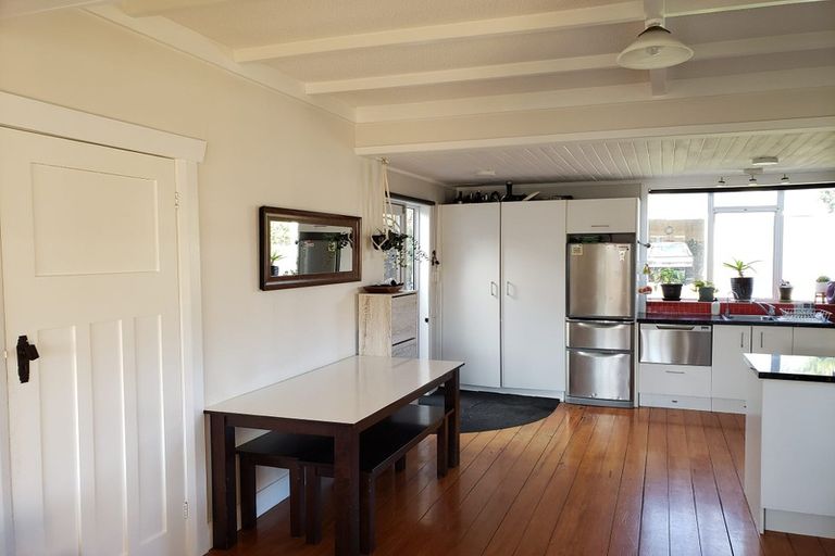 Photo of property in 18 Princes Street, Fitzroy, New Plymouth, 4312