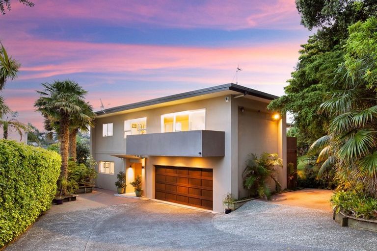 Photo of property in 424 Beach Road, Mairangi Bay, Auckland, 0630