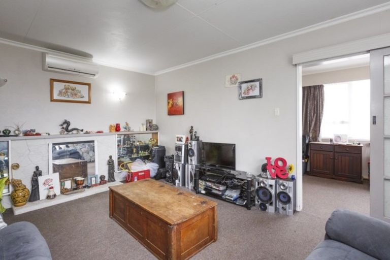 Photo of property in 53 Maxwells Line, Awapuni, Palmerston North, 4412