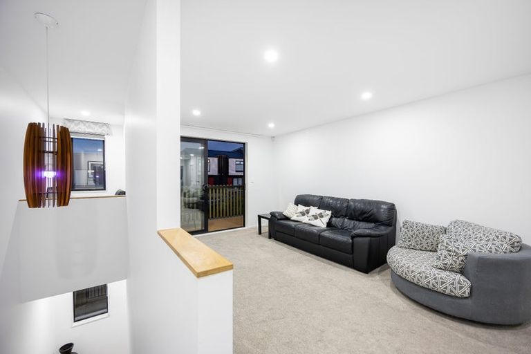 Photo of property in 9 Timu Road, Long Bay, Auckland, 0630