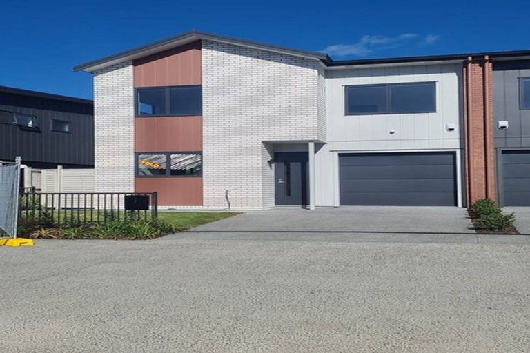 Photo of property in 7 Lady Mckenzie Mews, Takanini, 2112