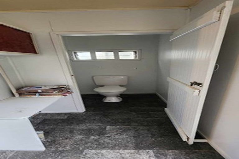 Photo of property in 180-182 Ohiro Road, Brooklyn, Wellington, 6021