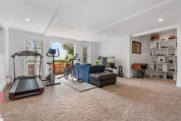 Photo of property in 58 Albert Road, Devonport, Auckland, 0624