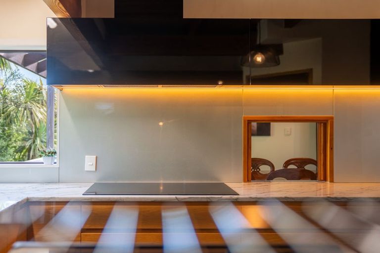 Photo of property in 245 Cannon Hill Crescent, Mount Pleasant, Christchurch, 8081