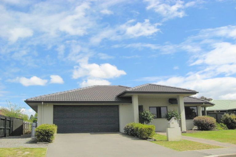 Photo of property in 19 Bunting Place, Woodend, 7610