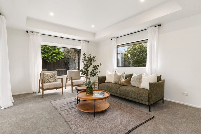 Photo of property in 18 Mollymawk Place, Woolston, Christchurch, 8023