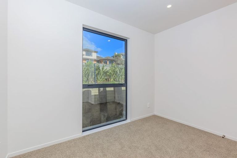 Photo of property in 4 Akeake Lane, Albany Heights, Auckland, 0632