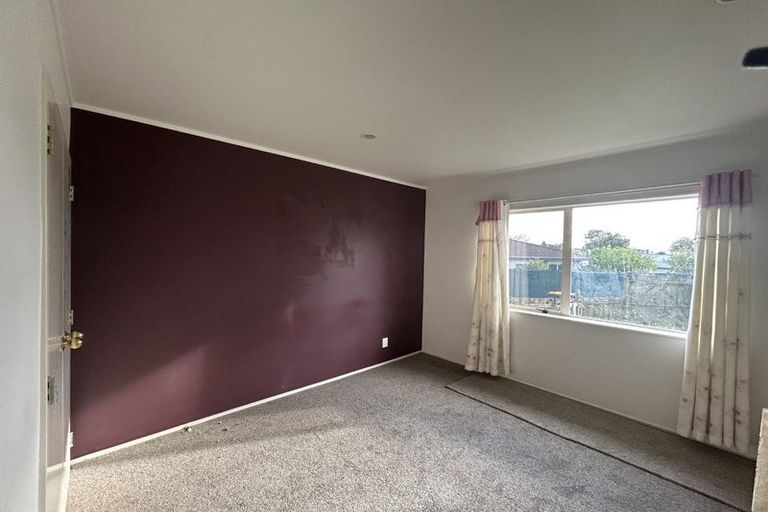 Photo of property in 1/25 Glenlea Place, Flat Bush, Auckland, 2019