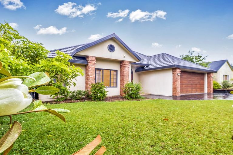 Photo of property in 5 Ruze Vida Drive, Massey, Auckland, 0614