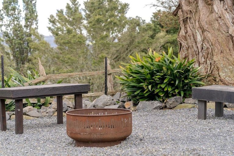 Photo of property in 27 Settlers Way, Okaihau, 0475