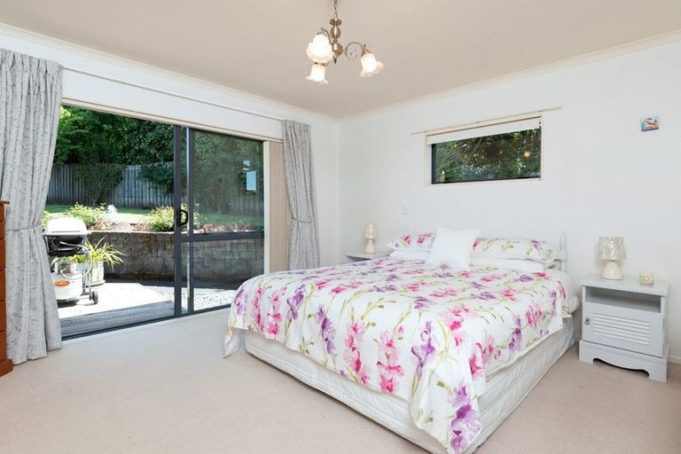 Photo of property in 11 Oakridge Drive, Kerikeri, 0230