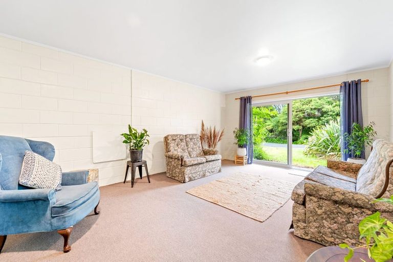 Photo of property in 19 Clinton Road, Tawharanui Peninsula, Warkworth, 0986