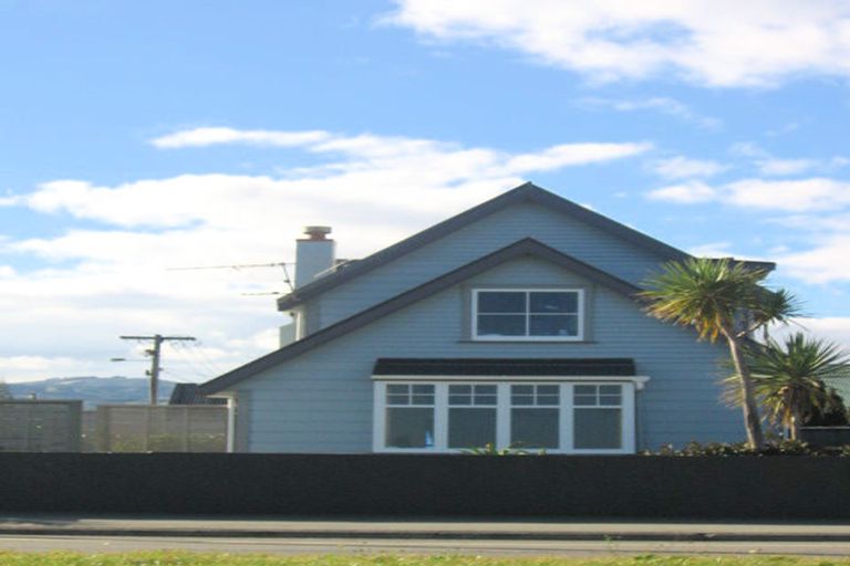 Photo of property in 227 The Esplanade, Petone, Lower Hutt, 5012