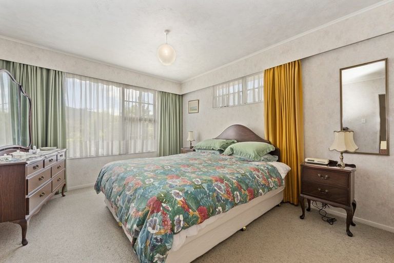 Photo of property in 3 Dowling Grove, Silverstream, Upper Hutt, 5019