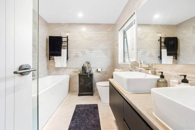 Photo of property in 53 Rashni Road, Flat Bush, Auckland, 2019