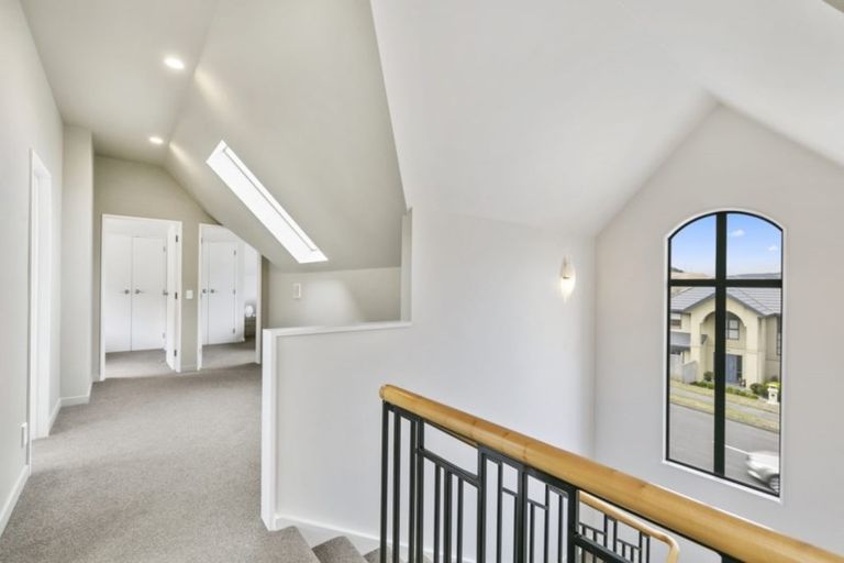 Photo of property in 47 Waverton Terrace, Churton Park, Wellington, 6037