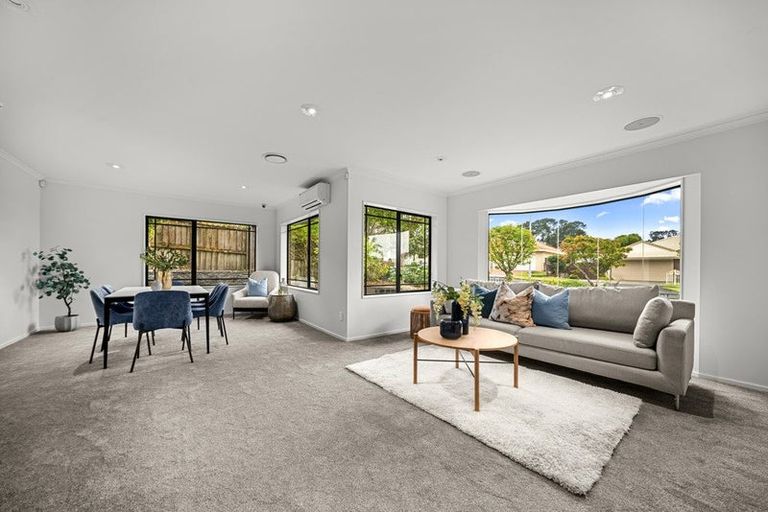 Photo of property in 79 Westerham Drive, Dannemora, Auckland, 2016