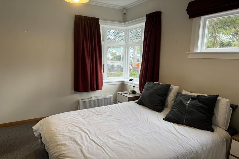 Photo of property in 22 North Street, Petone, Lower Hutt, 5012