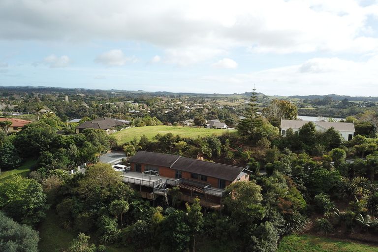 Photo of property in 27 Rarere Terrace, Kerikeri, 0230