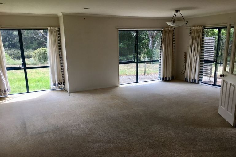 Photo of property in 15 Kalgan Place, Burswood, Auckland, 2013