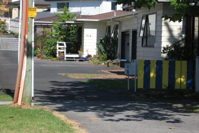 Photo of property in 72c Seabrook Avenue, New Lynn, Auckland, 0600