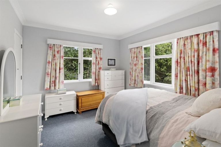 Photo of property in 69 Bartholomew Road, Levin, 5510