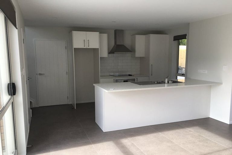 Photo of property in 7b Yeoman Place, Howick, Auckland, 2014