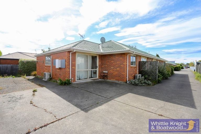 Photo of property in 287c Riccarton Road, Upper Riccarton, Christchurch, 8041