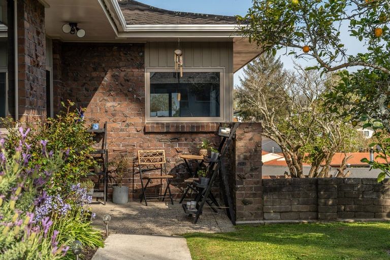 Photo of property in 178 Sandwich Road, St Andrews, Hamilton, 3200