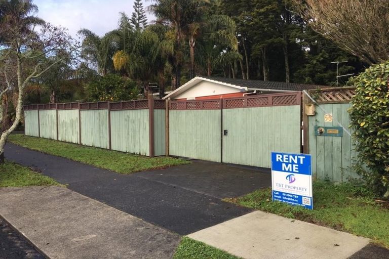 Photo of property in 53 Lawrence Crescent, Hillpark, Auckland, 2102