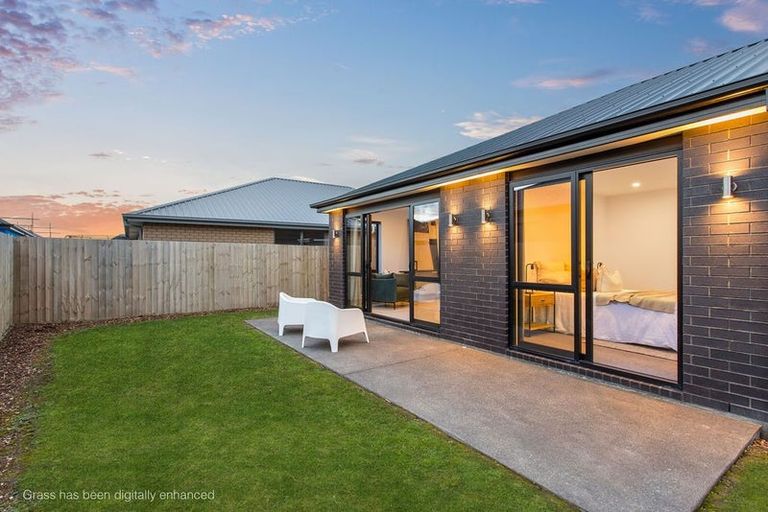 Photo of property in 35 Bill Hammond Drive, Belfast, Christchurch, 8051
