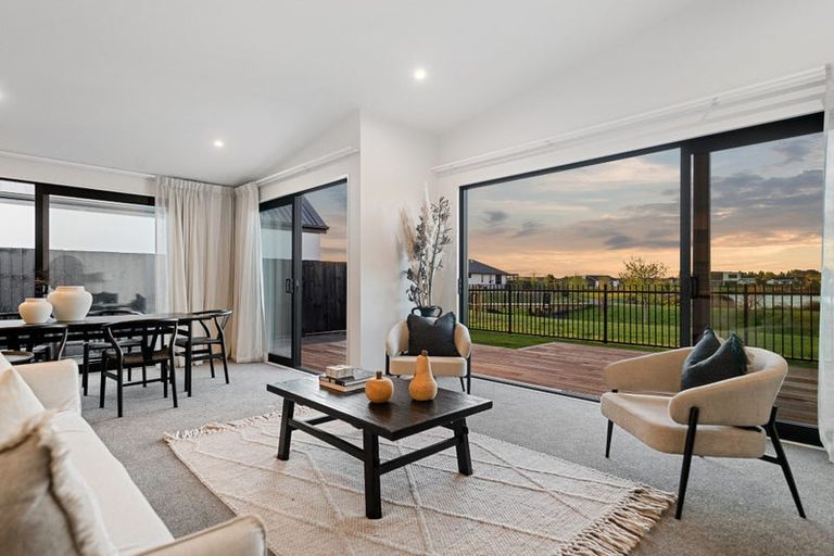 Photo of property in 43 Timara Crescent, Marshland, Christchurch, 8083