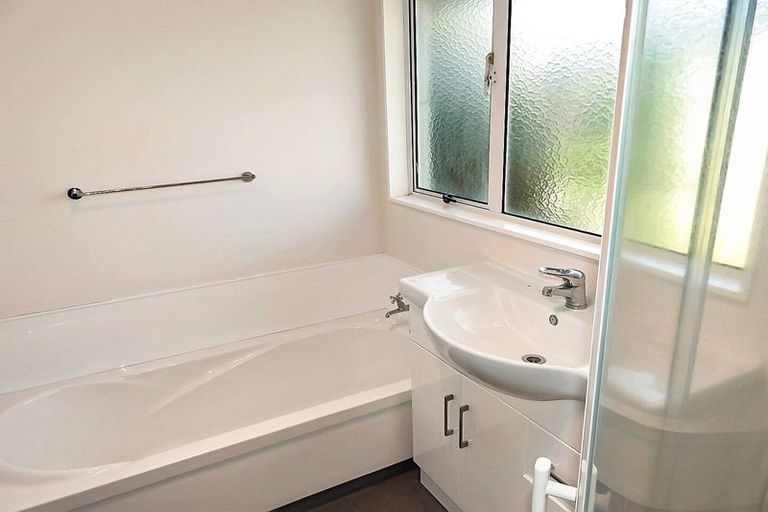 Photo of property in 9 Koputara Road, Himatangi Beach, Foxton, 4891