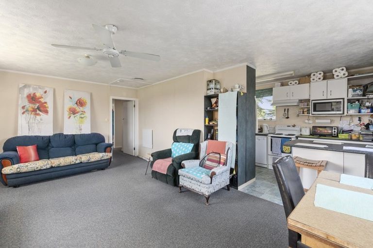 Photo of property in 36 Scott Avenue, Otaki Beach, Otaki, 5512