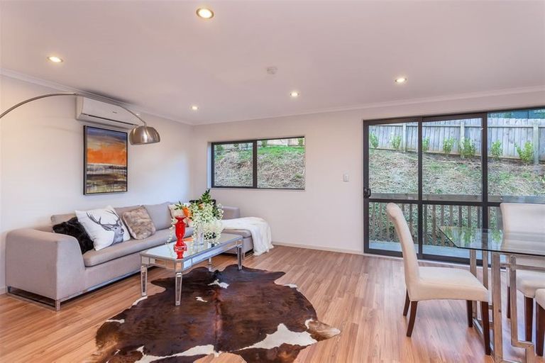 Photo of property in 19 Farnol Street, Hillsborough, Auckland, 1042